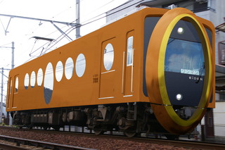 観光列車「ひえい」初期デザイン案 (きららカラー・オレンジ)